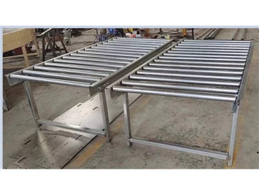 無動(dòng)力滾筒輸送機(jī)完工發(fā)貨，發(fā)往河北鼎元無紡制品有限公司